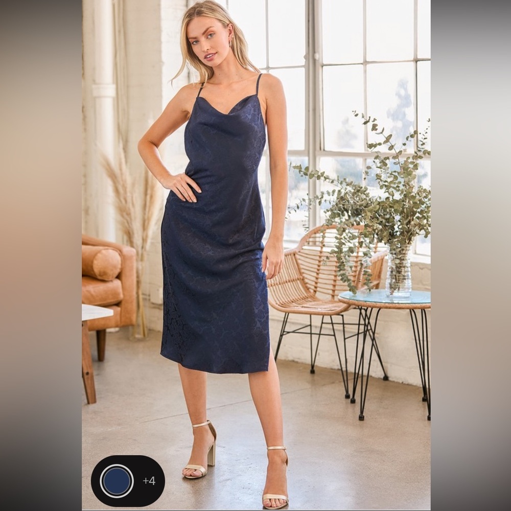 Lulu’s Cowl Neck Midi Dress